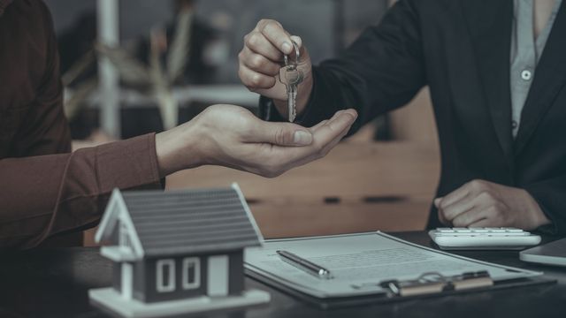 rechtssicherer-mietvertrag-immo-nasso Bonitätsprüfung von potentiellen Mietern sowie Abschluss eines rechtssicheren Mietvertrags durch Nasso Immobilien und Finanzierung