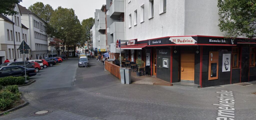 Restaurants und Cafés in und um die Riemekestraße herum