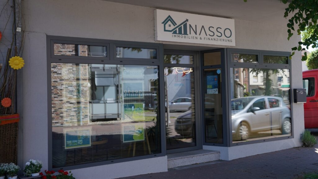 Nasso Immobilien & Finanzierung - Schlangen (Ortsmitte)